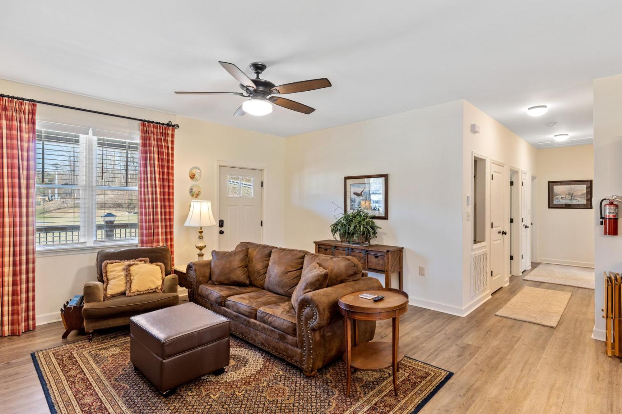 Bear Pass Is A 3 Bed 2 Bath Craftsman Style Home Located Within Walking Distance To Dt Gatlinburg Exteriér fotografie