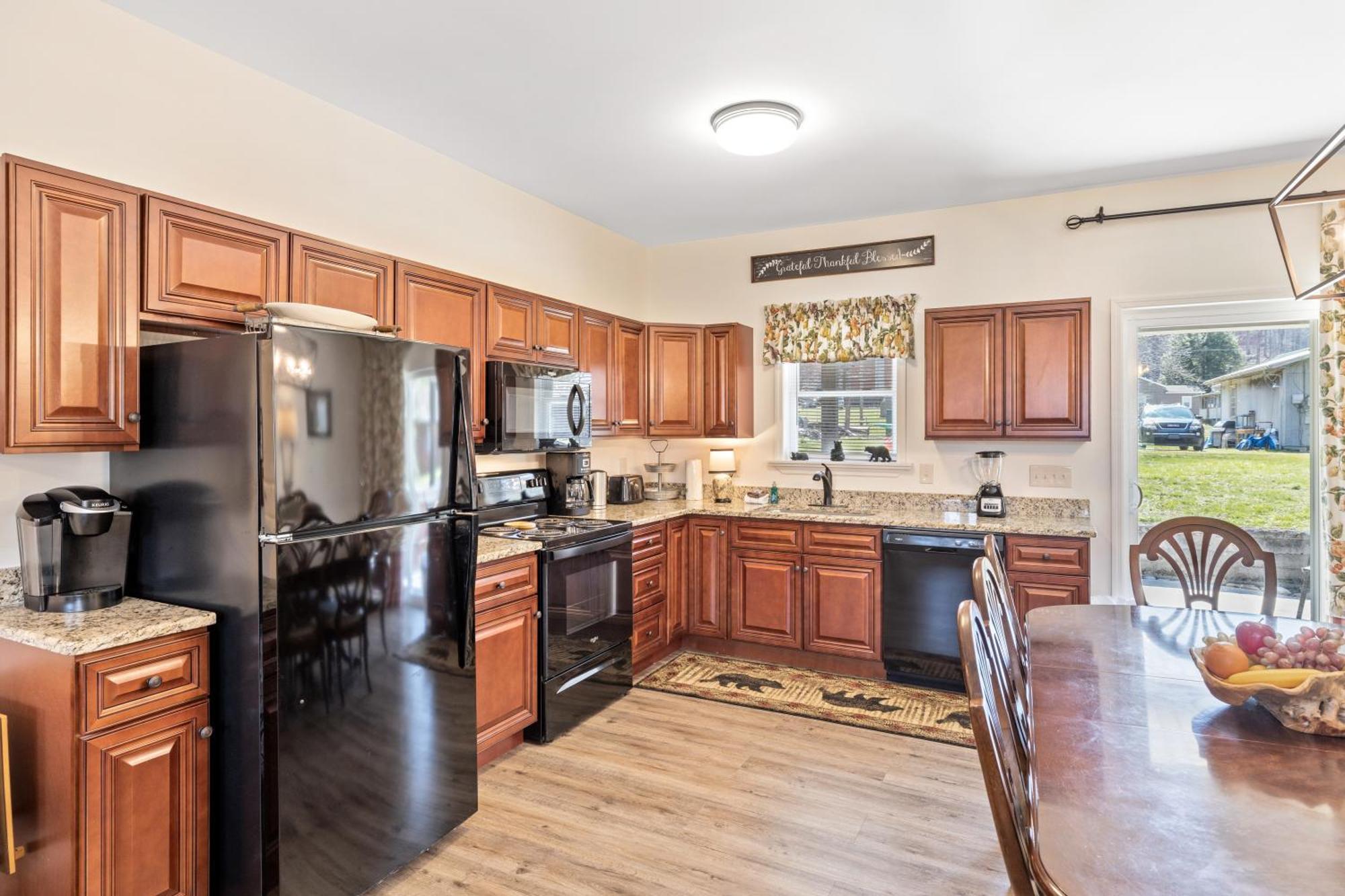 Bear Pass Is A 3 Bed 2 Bath Craftsman Style Home Located Within Walking Distance To Dt Gatlinburg Exteriér fotografie